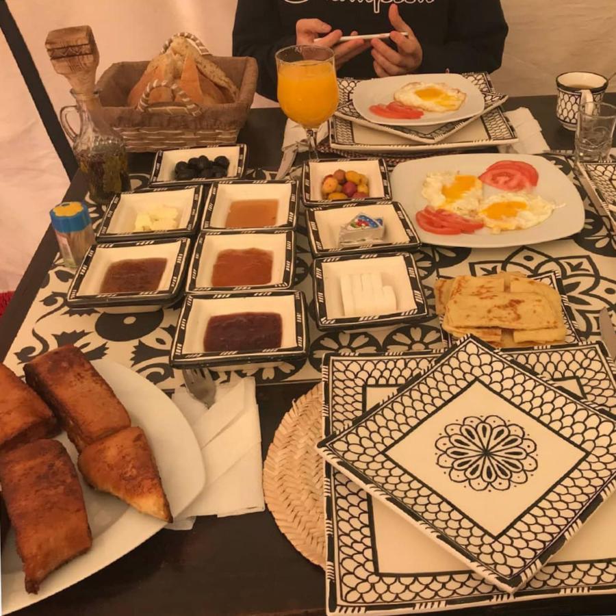 Erg Chebbi Camel Trek Camp Hotel Merzouga Ngoại thất bức ảnh